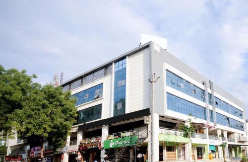 Gandhinagar Hotel | Hotel Hillton