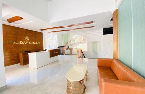 Knowledge Park III Hotel | Hotel Holiday Grand