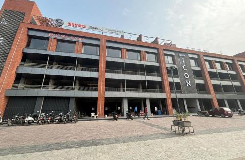 Nadiad Hotel | HOTEL ICON