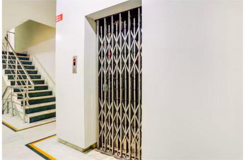 Ujjain Hotel | HOTEL JERONE PALACE GUEST HOUSE Near Temple