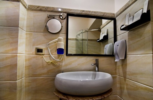 Gorakhpur Hotel | Hotel Kama International