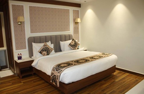 Lanka Hotel | HOTEL KESHARI PALACE