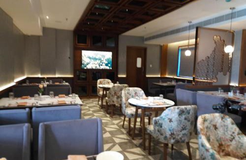 Aymanam Hotel | Hotel Kottayam Grand