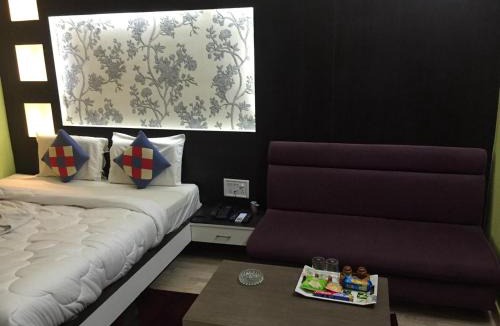 Lakhisarai Hotel | Hotel Krish-na Lakhisarai near BAZAR SAMITY