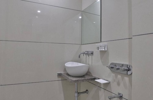 Surat Hotel | Hotel Le Grand