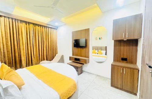 Gandhinagar Hotel | Hotel Lee Paramount