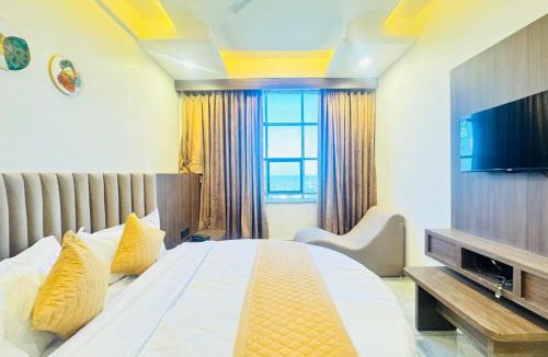Gandhinagar Hotel | Hotel Lee Paramount