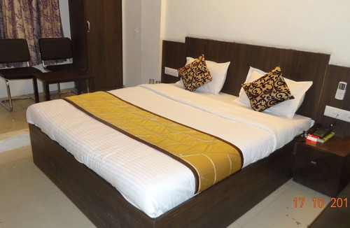 Thaltej House | Hotel Long Stay