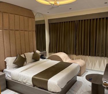 Chandkheda Hotel | Hotel Lotus