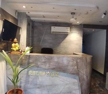 Ahmedabad Hotel | Hotel Lotus Town