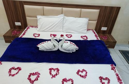 Jhansi Apartment | Hotel lucky guest house