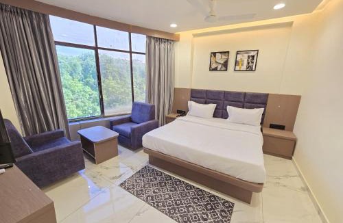 Gandhinagar Hotel | Hotel M Park