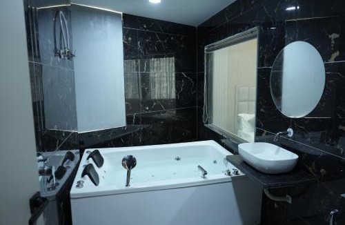 Ahmedabad Hotel | Hotel M Town