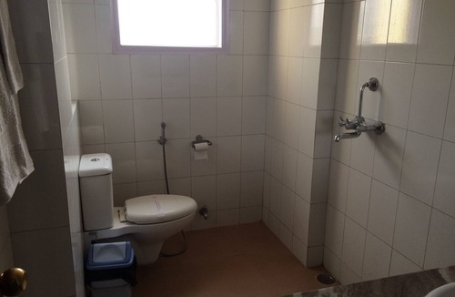 Ghaziabad Hotel | Hotel Maiden Residency