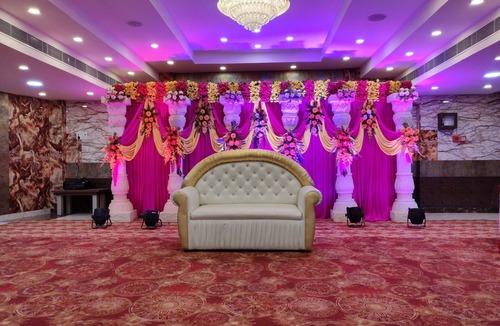 Lucknow Hotel | Hotel Maple Delite