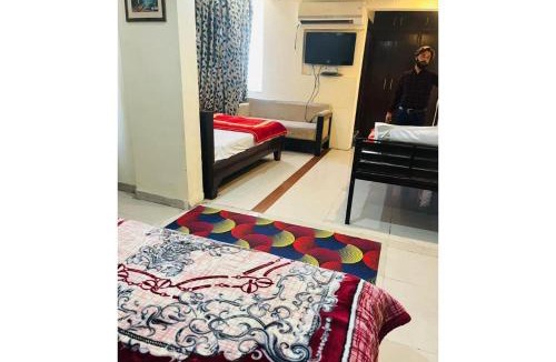 Amer Fort Road House | Hotel Maziz Prime, Jaipur