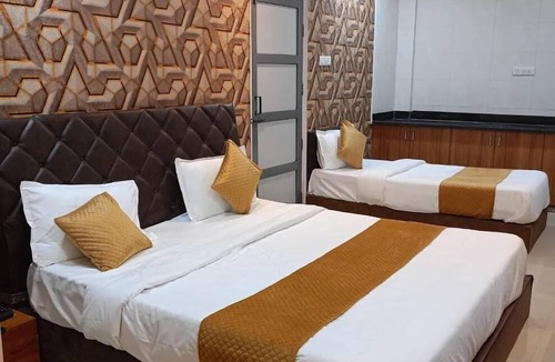 Vadodara Hotel | Hotel MD Grand
