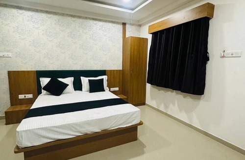 Vadodara Hotel | Hotel MD Grand