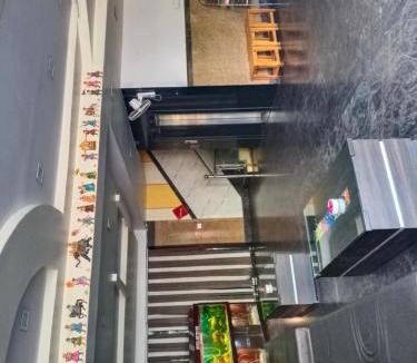 Subhash Nagar Hotel | Hotel Metro Inn