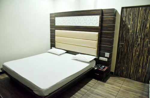 Jhunjhunu Hotel | Hotel Midtown & Restaurant