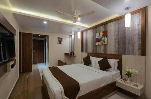 Bilekahalli Hotel | Hotel Monarch International