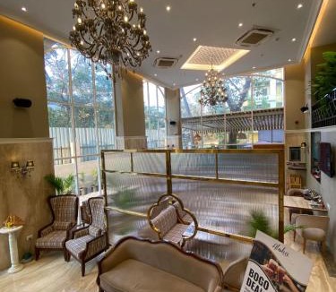 Malad West Hotel | Hotel Mumbai House Mindspace Malad