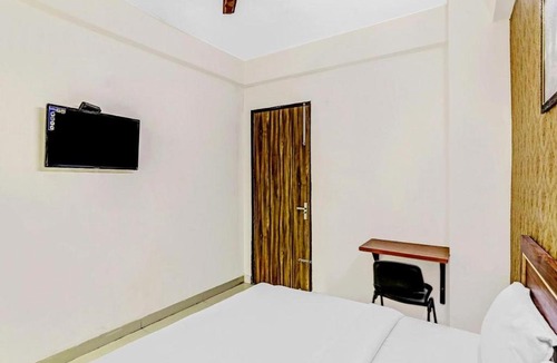 Noida Hotel | Hotel Noida Continental at "Couple Friendly" Near Noida City Center