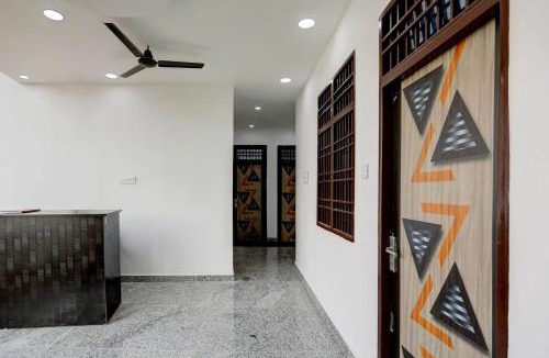 Civil Lines Hotel | Hotel O Awadh Inn