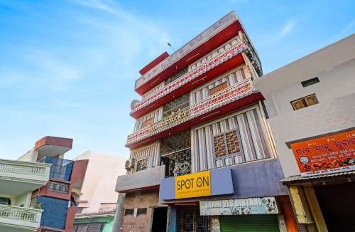 Cuttack Hotel | Hotel O Bikram Lodge