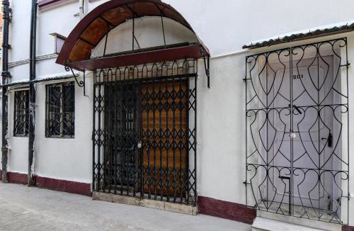 Kalighat Hotel | Hotel O Galaxy Inn