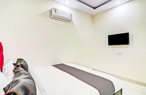 Delhi Hotel | Hotel O Golden Key Inn