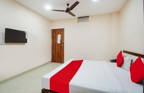 Seraikela Hotel | Hotel O Harihar Premium