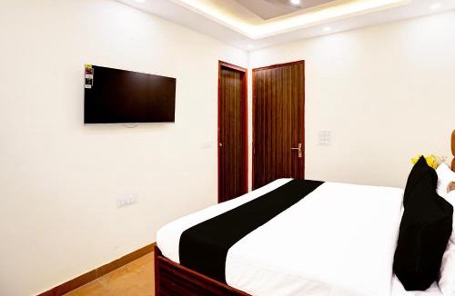 Ghaziabad Hotel | Hotel O Moonlight Hotel & Banquet