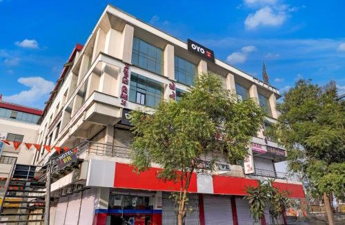 Vadodara Hotel | Hotel O RR Hotel