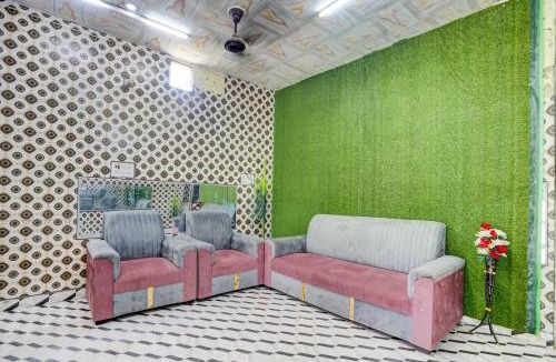 Varanasi Hotel | Hotel O Samyak Hotel
