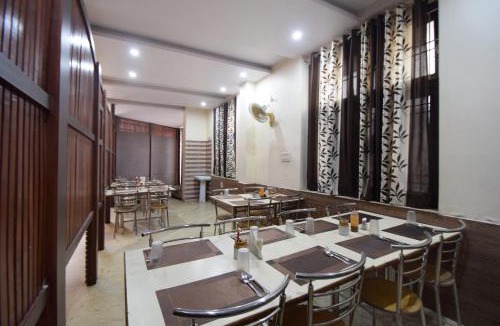 Raja Park Hotel | Hotel O Sky Inn