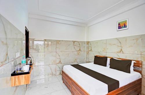 Noida Hotel | HOtel O The Clarks Inn