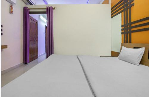 Vizianagaram Hotel | Hotel O Three Lamps Junction Vizianagaram