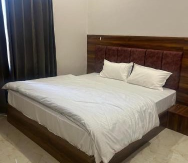 Chomu Hotel | Hotel Oasis