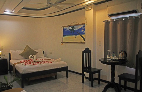 Port Barton Hotel | Hotel Oasis Port Barton