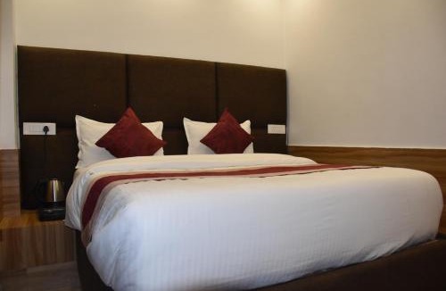 Gorakhpur Hotel | Hotel Obsidian Red