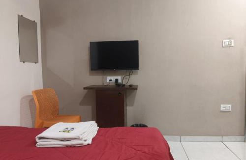 Vadodara Hotel | HOTEL OM VADODARa