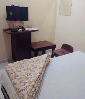 Vadodara Hotel | HOTEL OM VADODARa