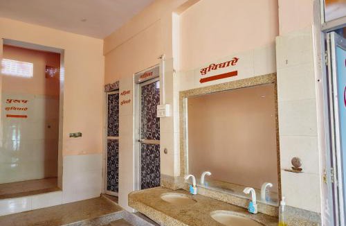 Shri Madhopur Hotel | Hotel Palak palace