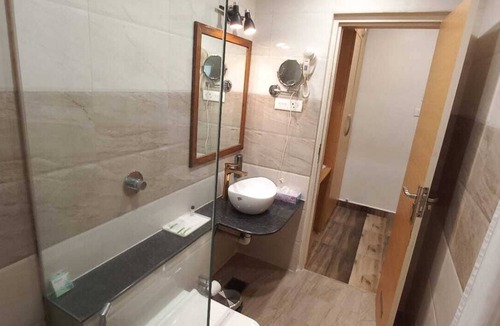 Purnia Hotel | Hotel Park Square