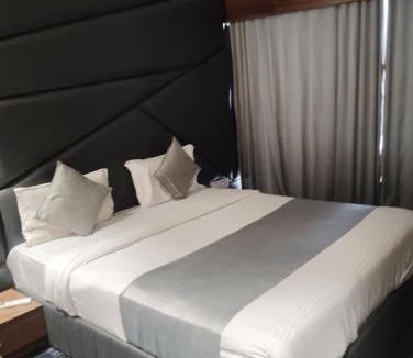 Gandhinagar Hotel | Hotel Pera Villa