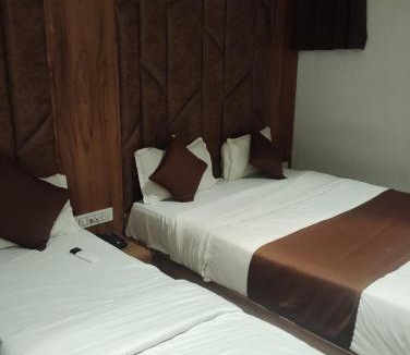 Gandhinagar Hotel | Hotel Pera Villa