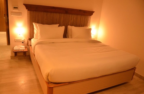 Allahabad Hotel | Hotel Placid