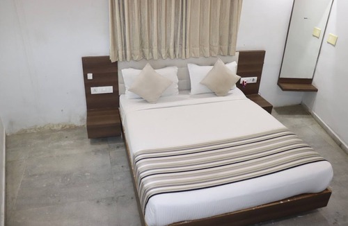 Mahesana Hotel | Hotel Rajpath Inn