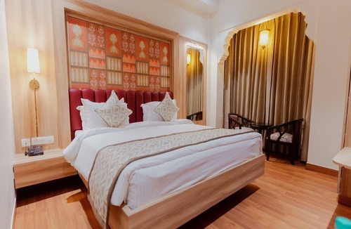 Datia Hotel | Hotel Ratan Mahal